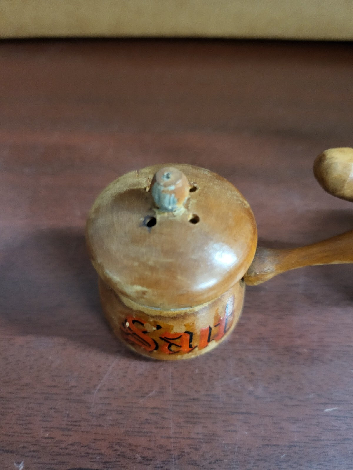 Vintage Wooden  Salt & Pepper Shakers Cooking Melting Pots  2"H #4161