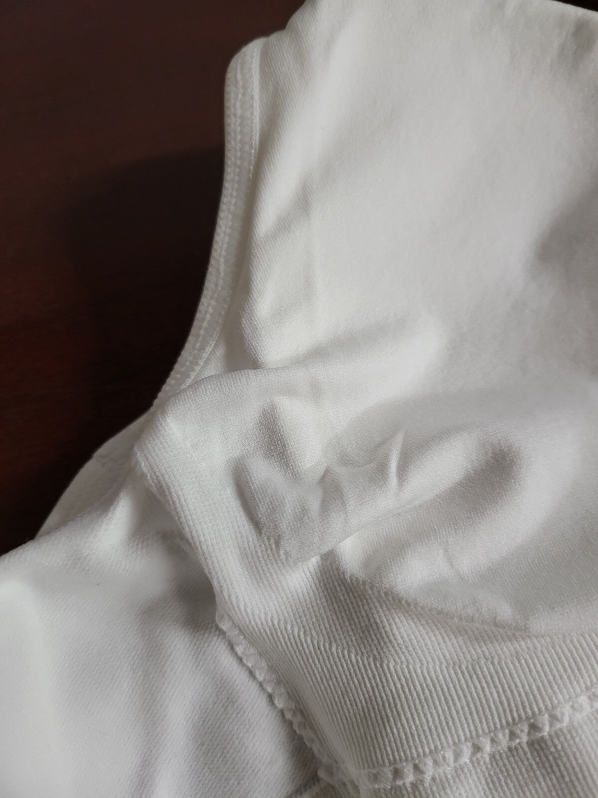 Genie Bra 3 Pack size 26B MEDIUM  Comfort Sports Bras  White - Removable Pads