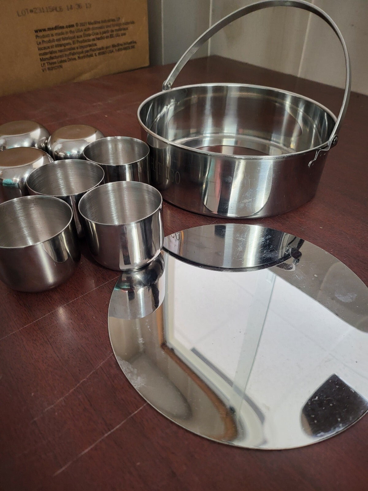 Hatrigo 9 pc Stainless Steel Cake Push Pan with 7 small cups & Handle 7"W x 2.5"