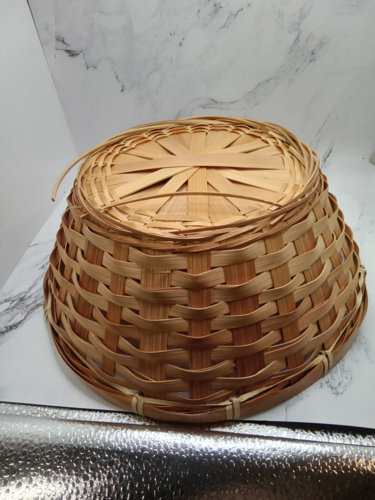 Round Serving Basket 9 Inch Diameter