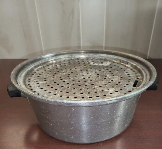 Vintage Wear-Ever Aluminum Pan Dutch Oven Pot 1294 & Steamer Insert    11 x 4.5"