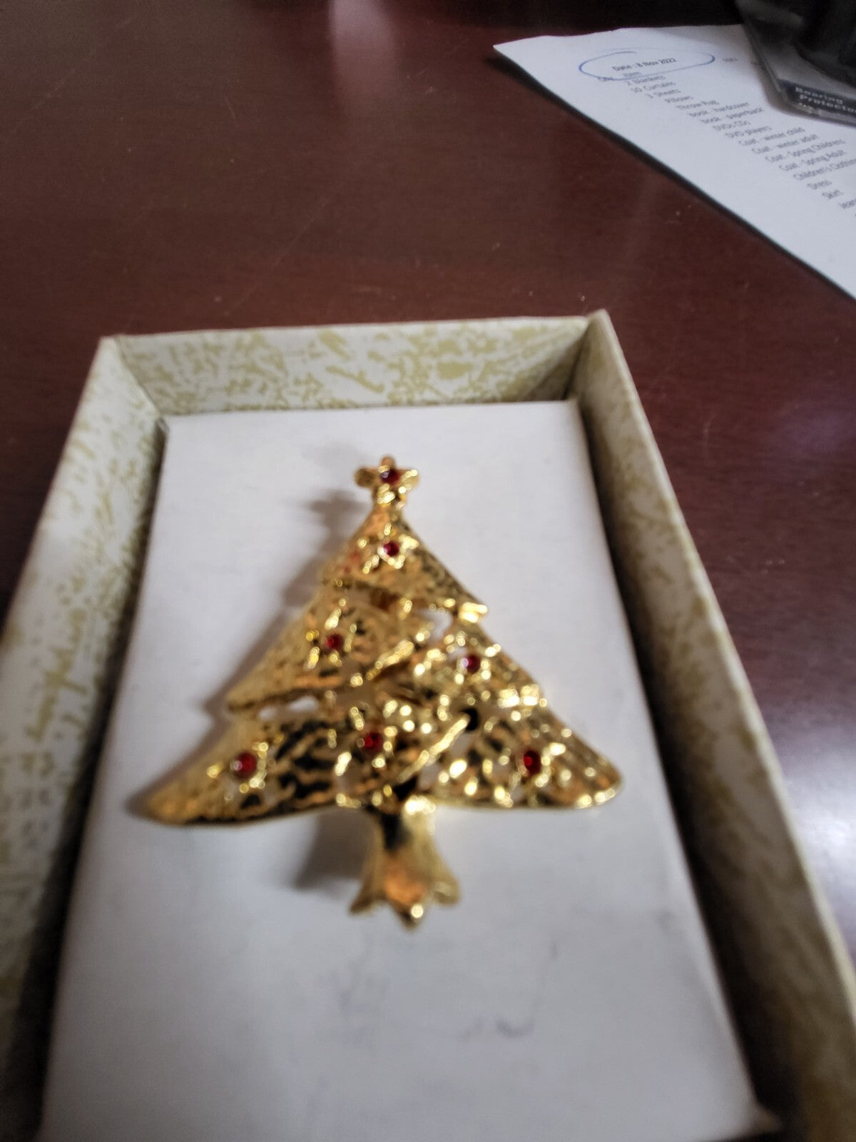 Vintage Pin 1980s Brooch Christmas Tree ~1.5"H Goldtone NOB NOS Laurel Sales #92
