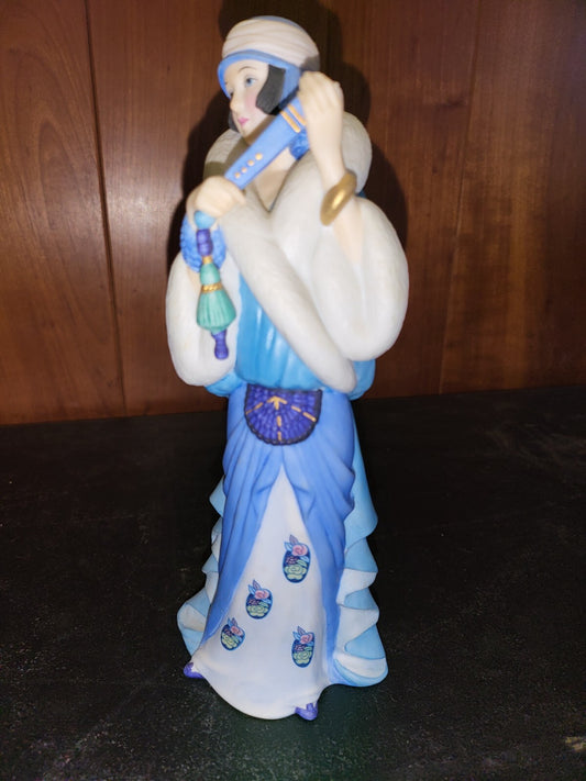 Figurine 	Lenox Rhapsody In Blue 9 x 4 x 3"  Porcelain