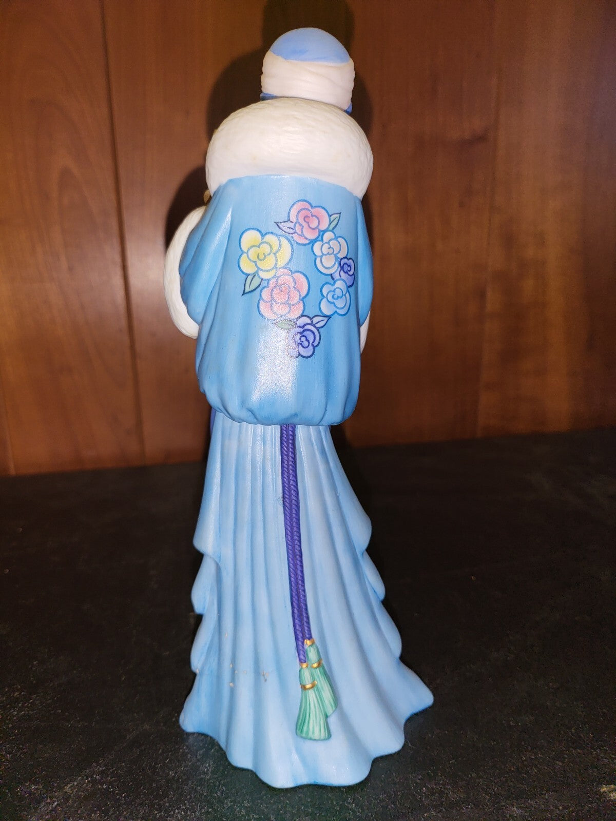 Figurine 	Lenox Rhapsody In Blue 9 x 4 x 3"  Porcelain