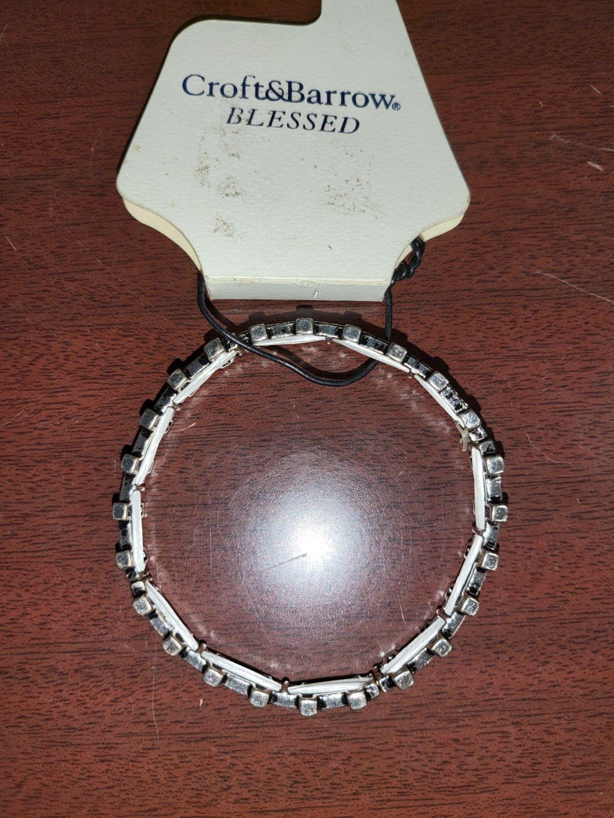 Jewelry Croft & Barrow Bracelet 7" Silvertone Crosses   #113