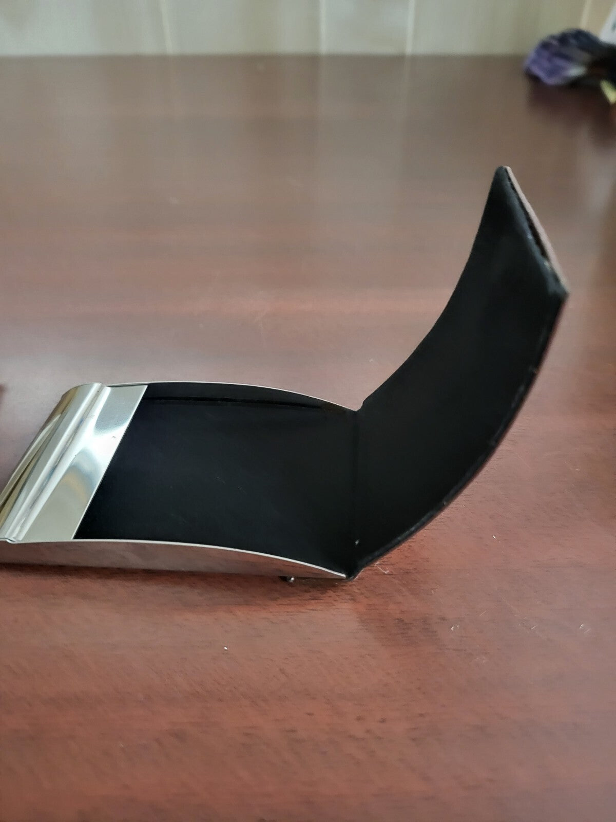 Business Card Holder Flip Top Magnetic Close Metal Case Black Faux Leather