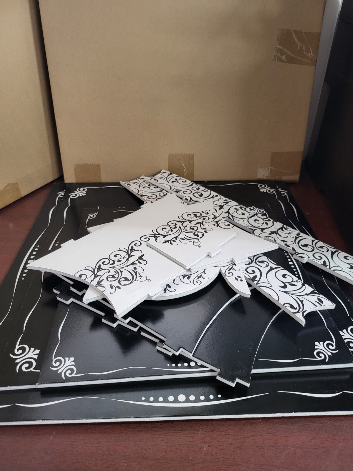 Oriental Trading Cupcake Holder Black & White 16W x 15"H  3/8833
