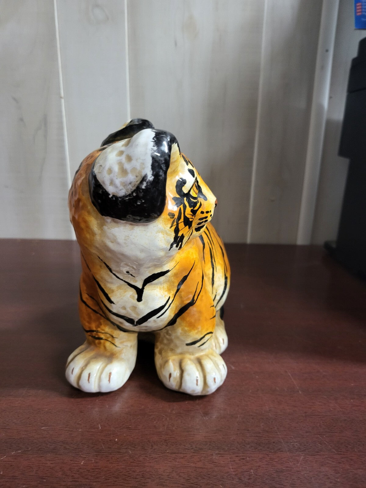 Vintage Ceramic Tiger Cub Figurine Made In Italy 7.5 x 8 x4"