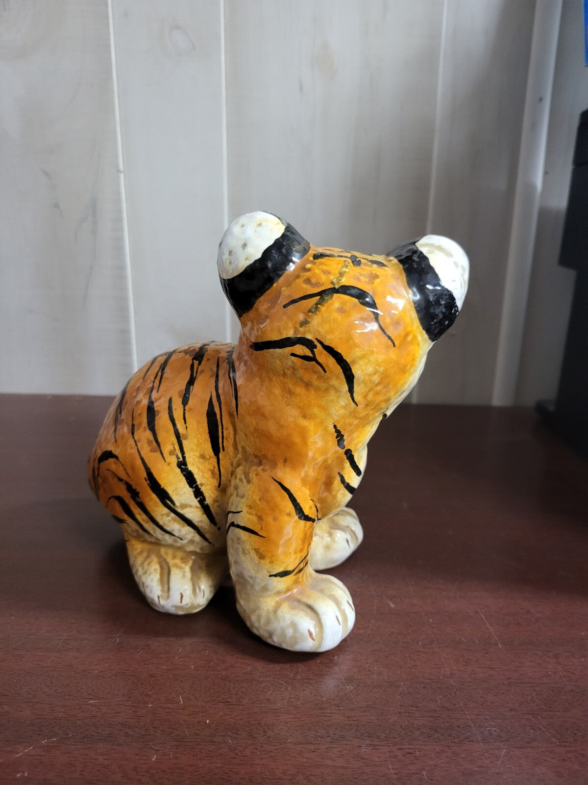 Vintage Ceramic Tiger Cub Figurine Made In Italy 7.5 x 8 x4"
