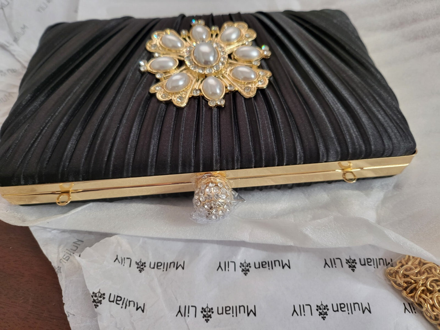 Mulian LilY Evening Bag Purse Black & Pearl Flower Clutch 8 x 5 x 1.5"
