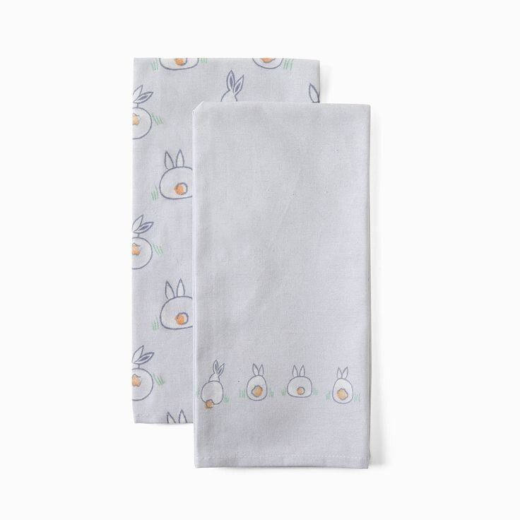 Thirty One Gifts Set  - Kitchen Apron & Tea Towel 2 pack Bunny Tails