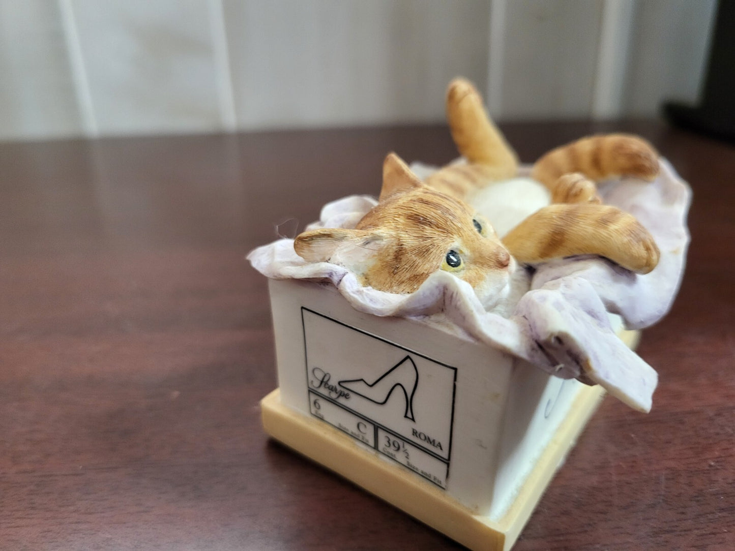 Royal Doulton Figurine Kitten in Shoe Box #80805217 Scarpe Roma