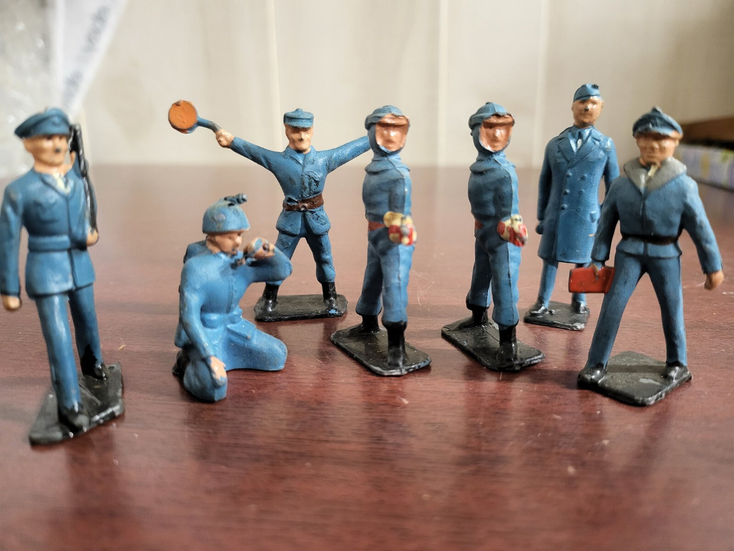 9 Vintage Metal Toys Law Enforcement Military More Diecast Toys  see desc