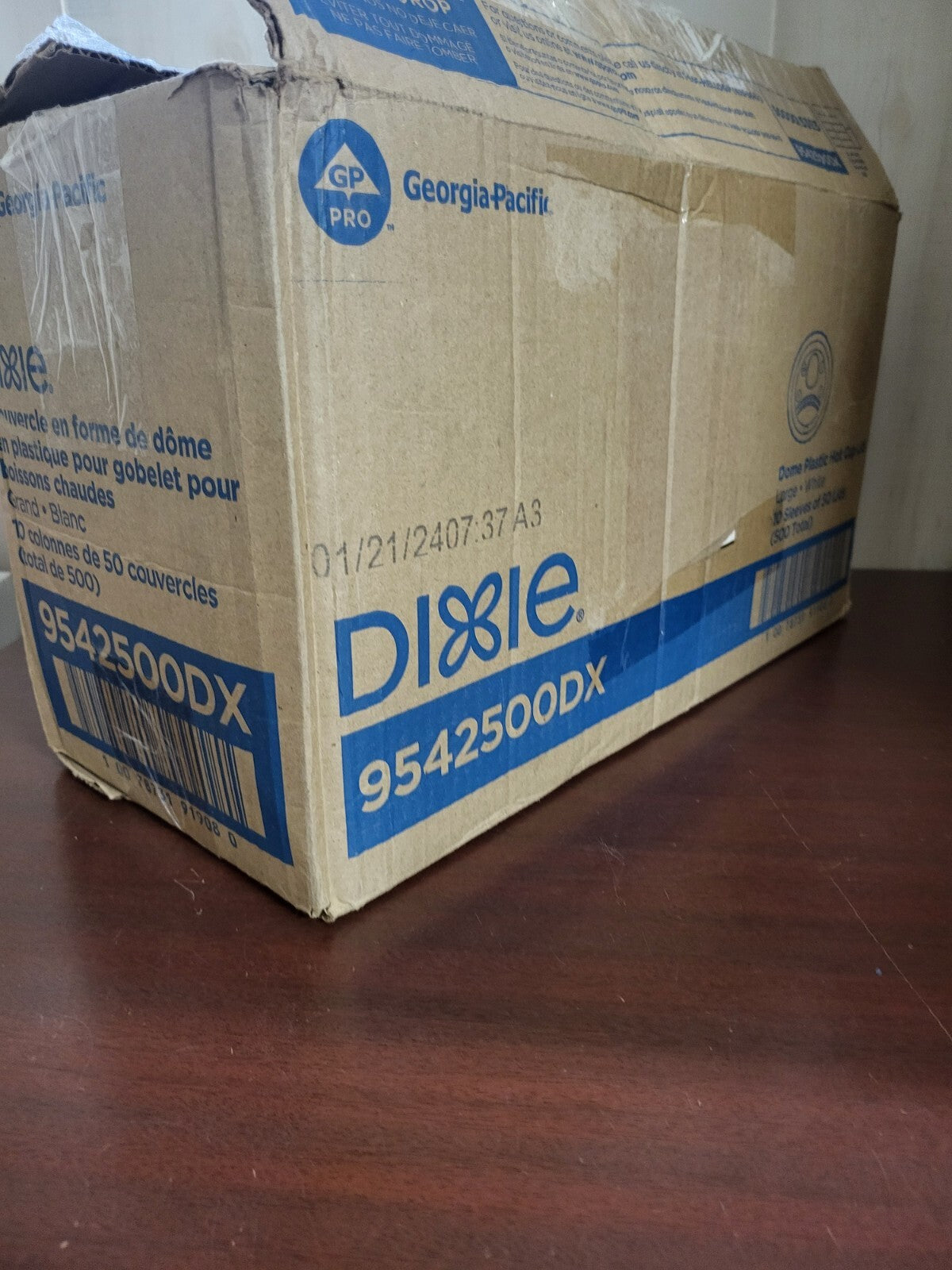 Dixie Dome Plastic Hot Cup Lid 500 ct White Large 3.5"  Sip Through 9542500DX