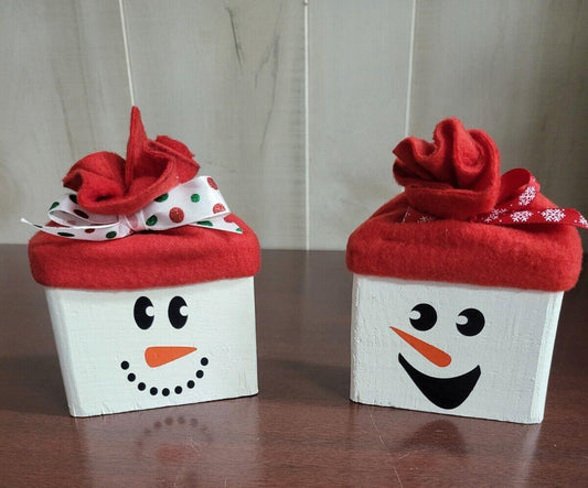 2 Winter Decoration Snowman Pair   3" Red Hats Handmade from 2x4s