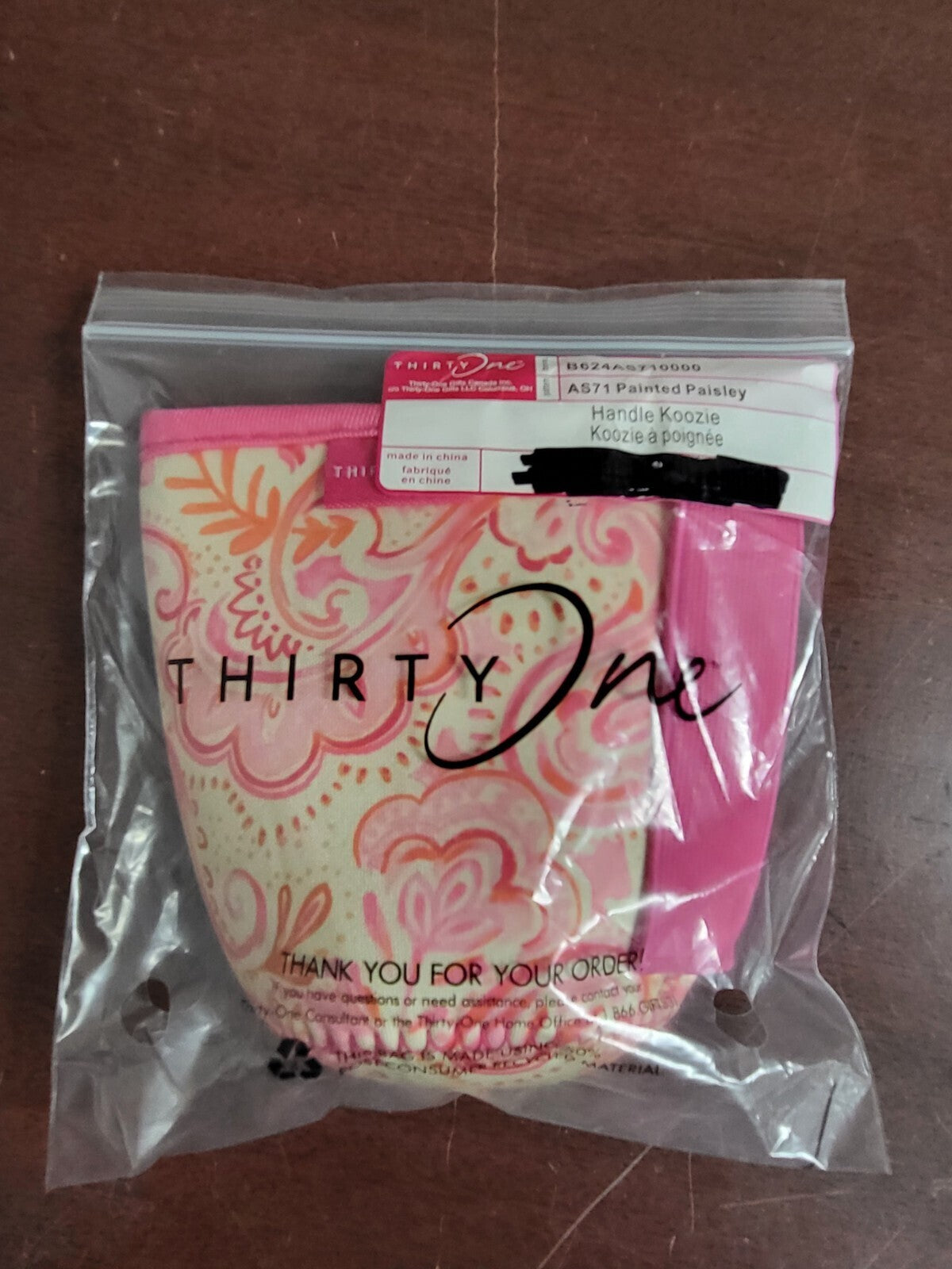 thirty-one Handle Koozie Pink Painted Paisley  Fits 12oz Beer or Soda can