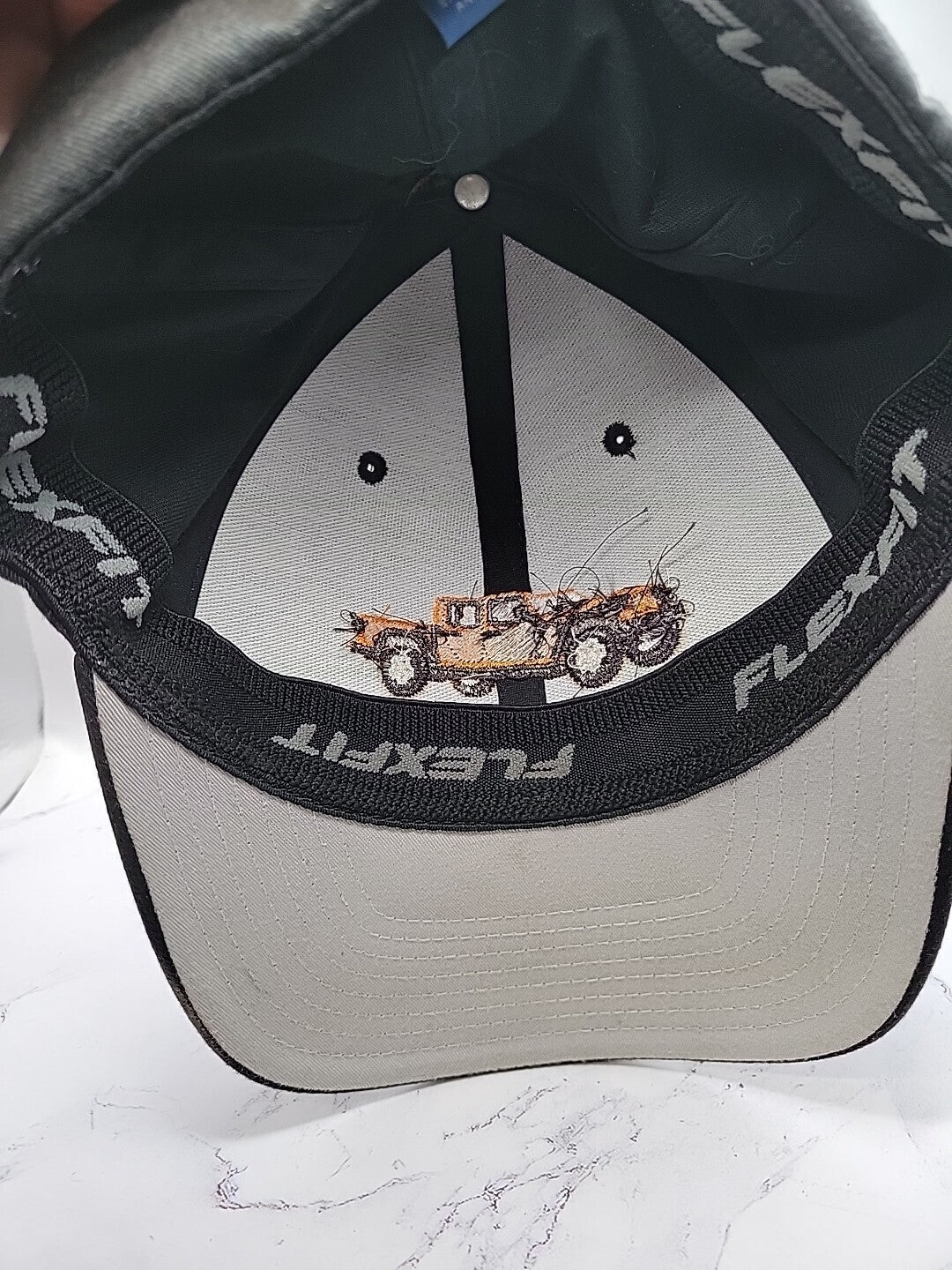 Jeep Gladiator Mens Hat  Baseball Cap FlexFit  Port Authority Sz S/M