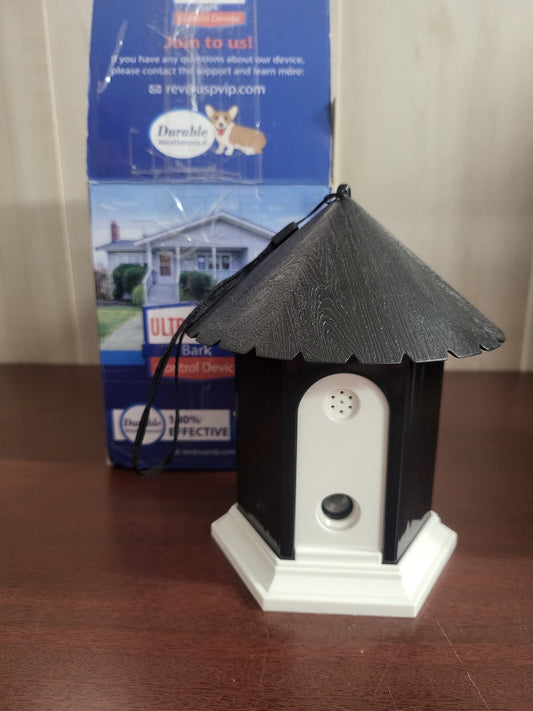 Ultra Sonic Bark Control Deterrent Hanging Feeder Décor  ~5W x 6.5H 9V battery n