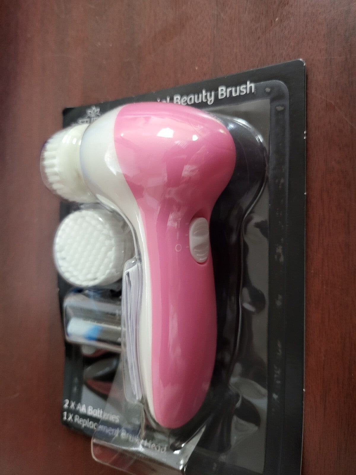 Facial Beauty Brush Face Scrubber ~ Replacement Head & Batteries Incl NIP