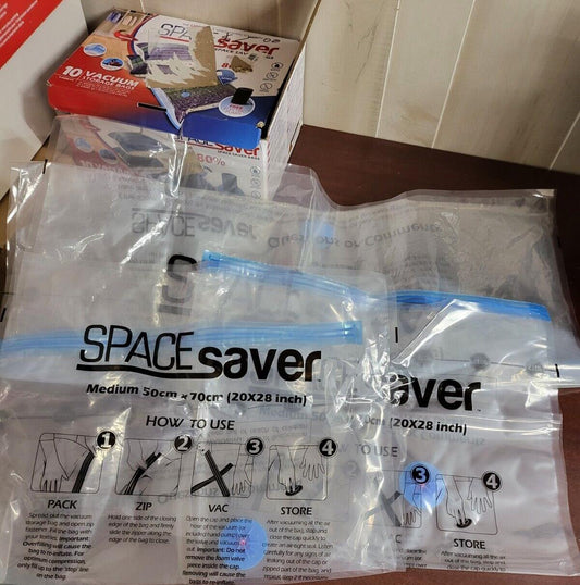 3 Space Saver Bags with Vac 2 - 20 x 28" & 1 - 30 x 40"  NWOT Space / Bag
