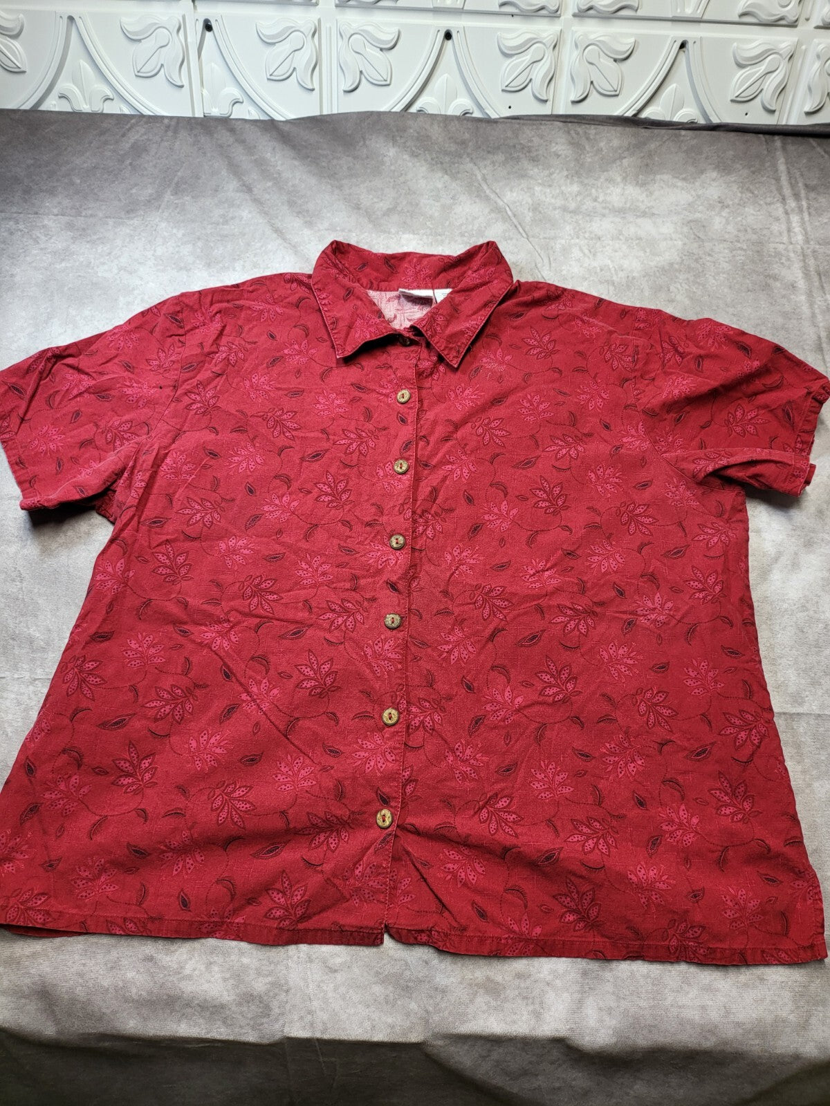 Ladies Blouse 22/24 Red Patterned Button Front Bobbie Brooks  Sh 21" Ch 26" L 26