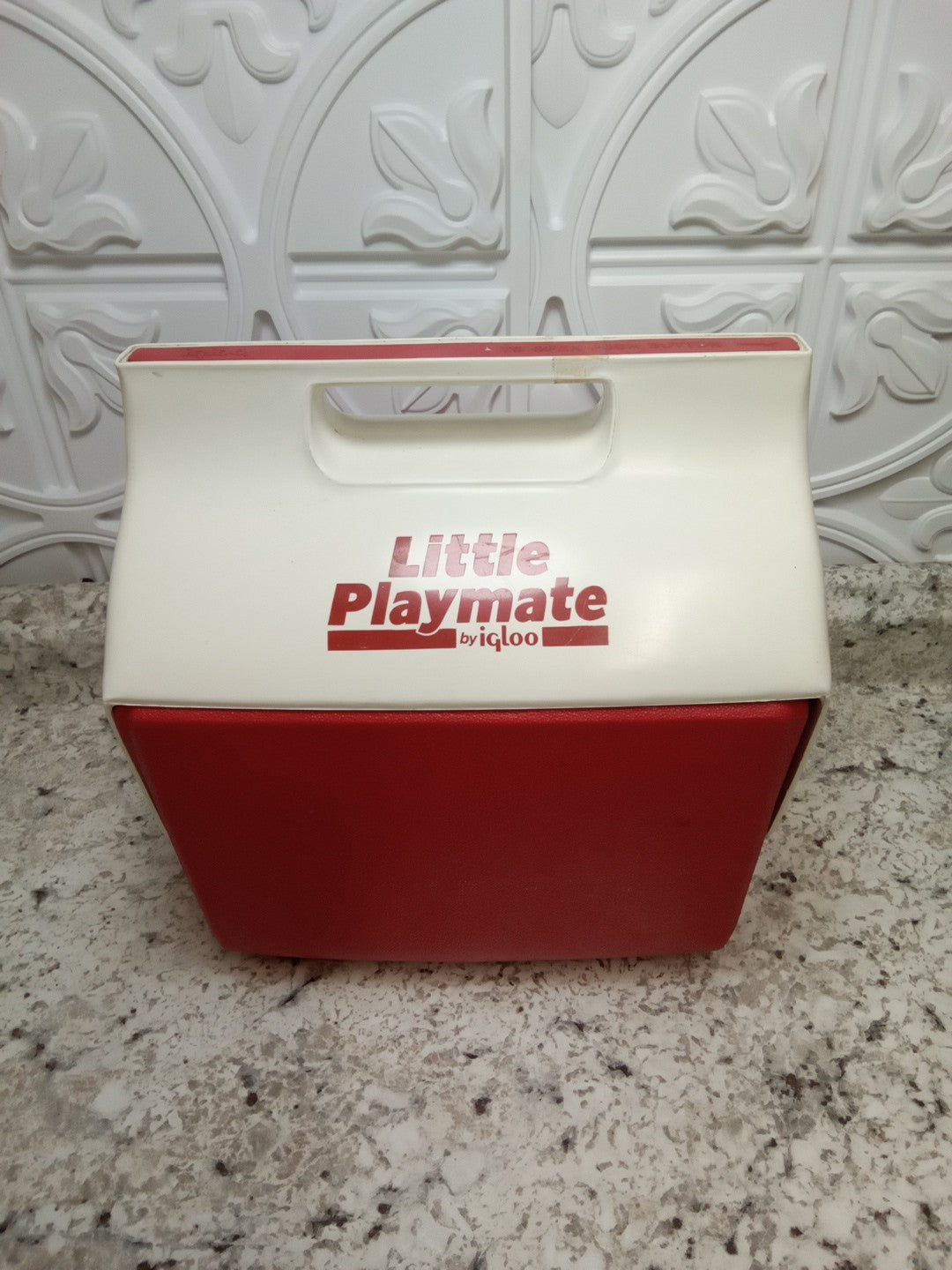 Igloo Little Playmate Cooler Vintage Red & White Push Button