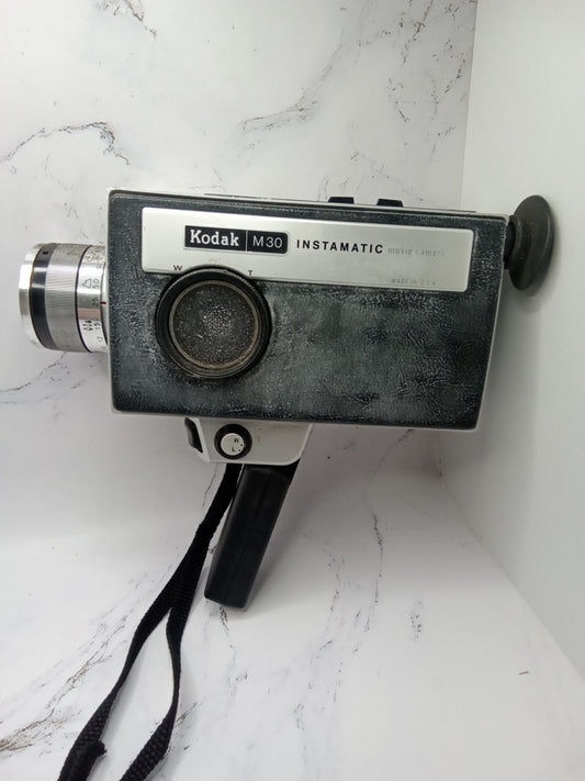 Vintage Kodak Instamatic M30 Movie Camera Power Zoom Lens Reflex ViewingUNTESTED