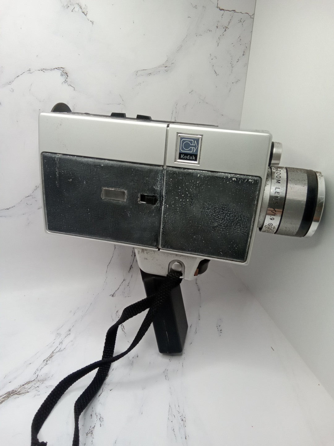 Vintage Kodak Instamatic M30 Movie Camera Power Zoom Lens Reflex ViewingUNTESTED