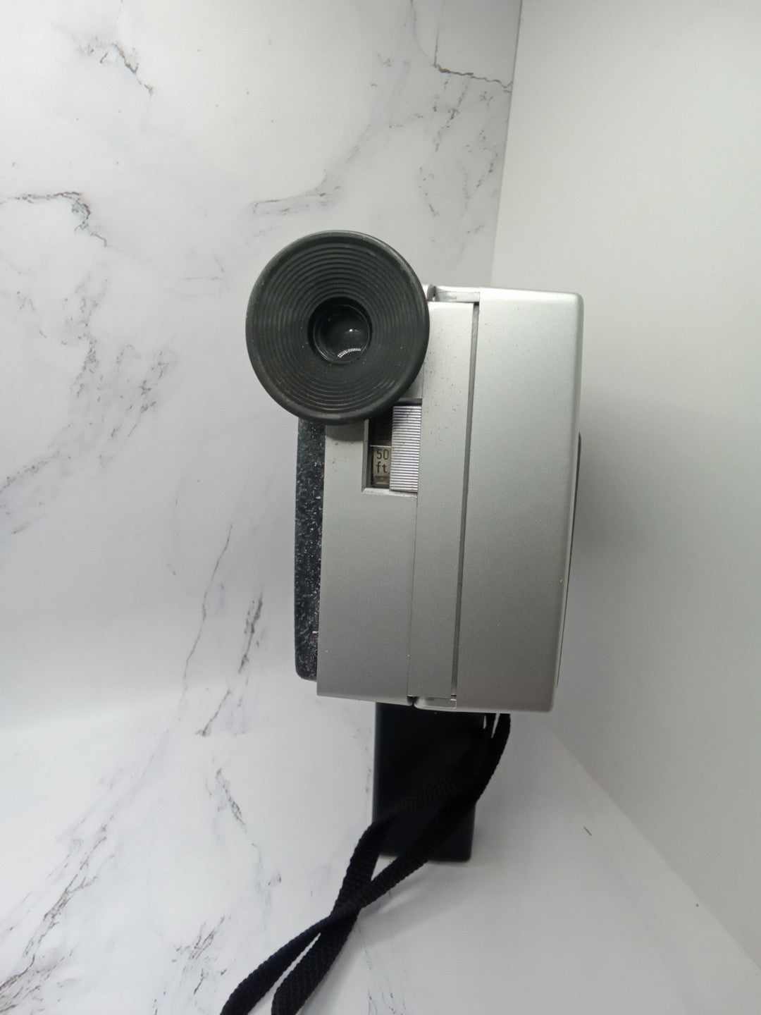 Vintage Kodak Instamatic M30 Movie Camera Power Zoom Lens Reflex ViewingUNTESTED